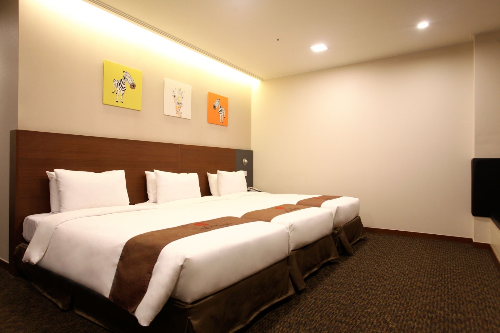Photo - Hotel Skypark Myeongdong II
