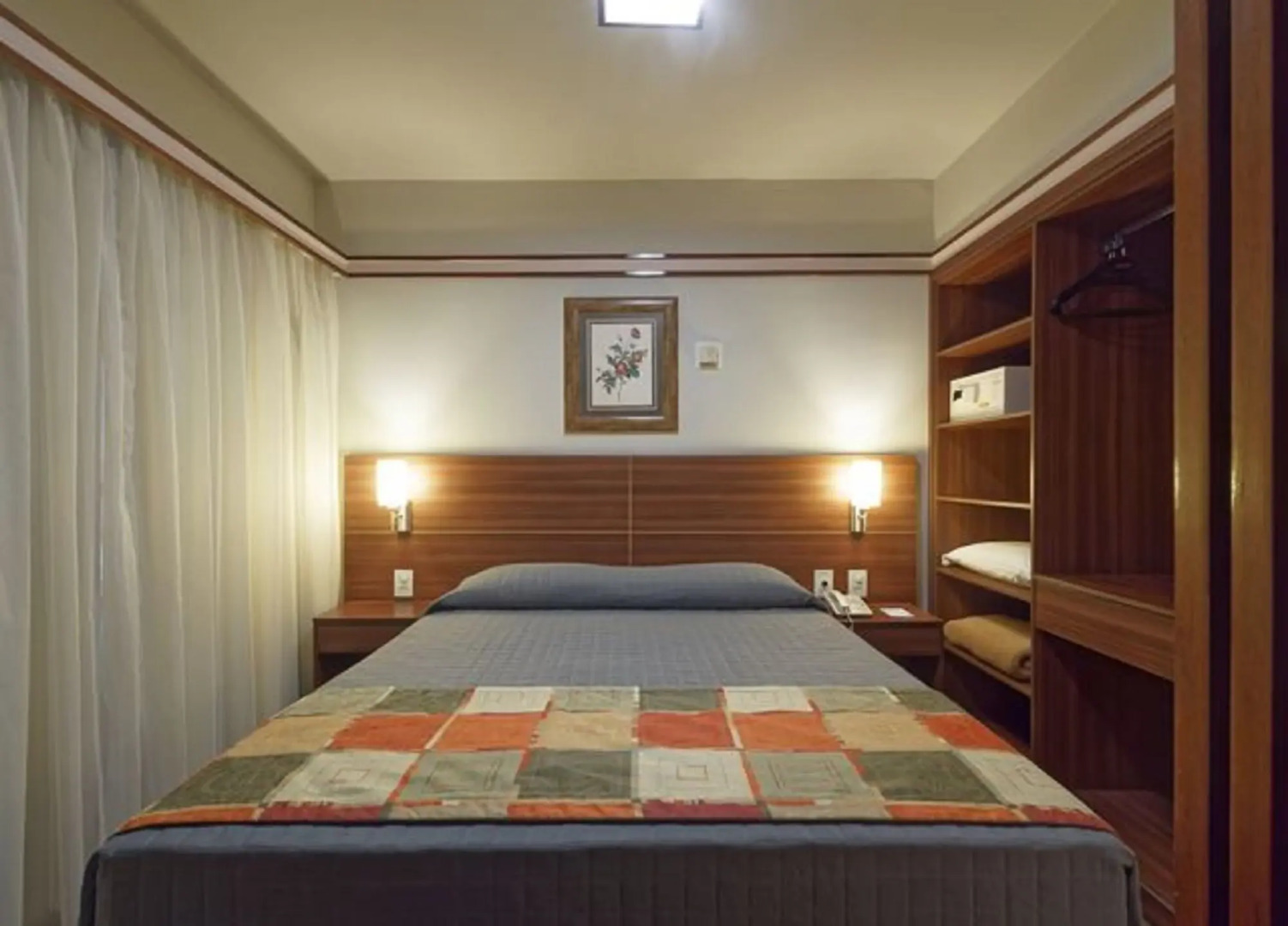 Photo - Bristol The Time Berrini