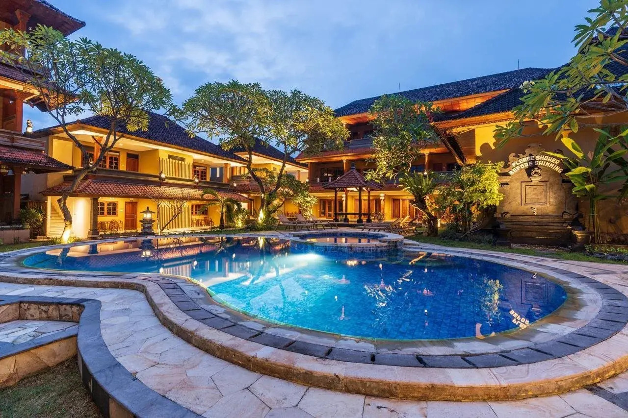 Foto - Suka Beach Inn