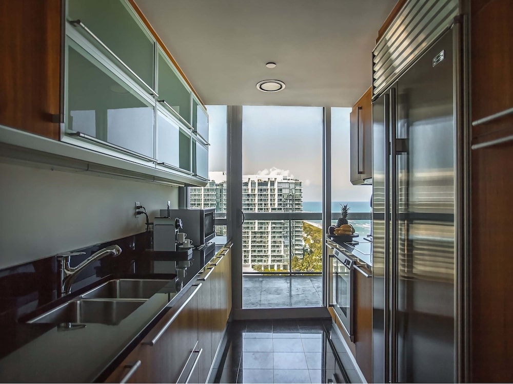 Photo - The Setai Residence Miami Beach