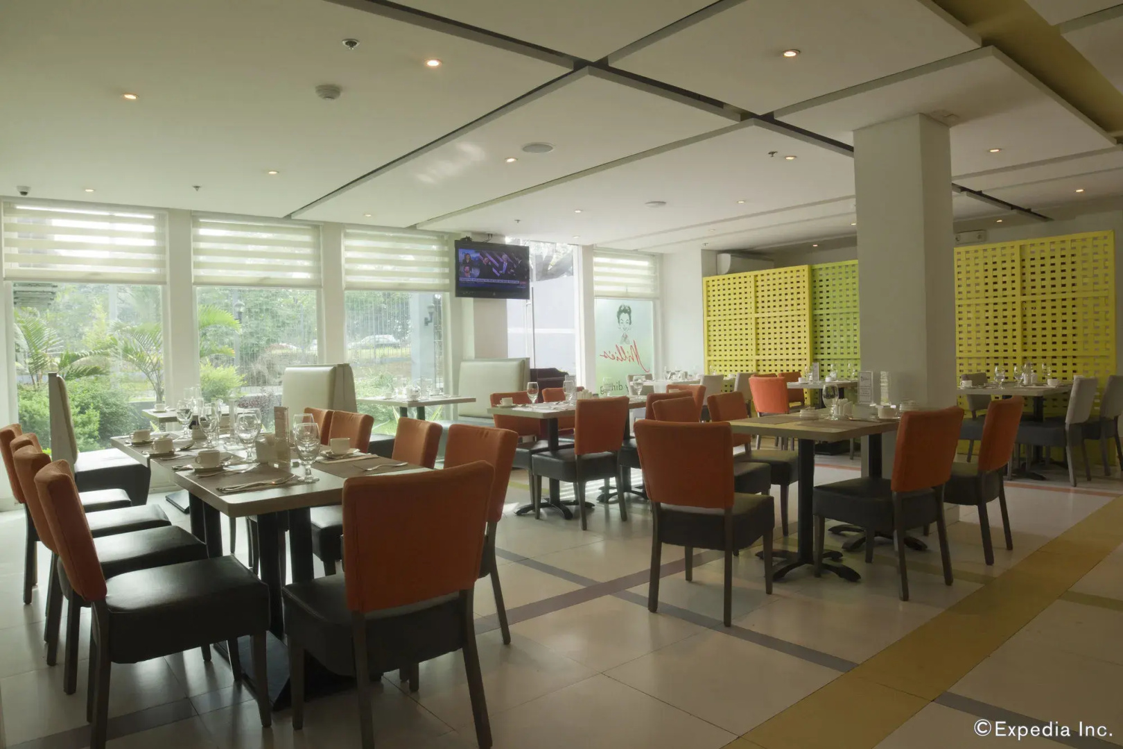 Photo - Microtel by Wyndham UP Technohub