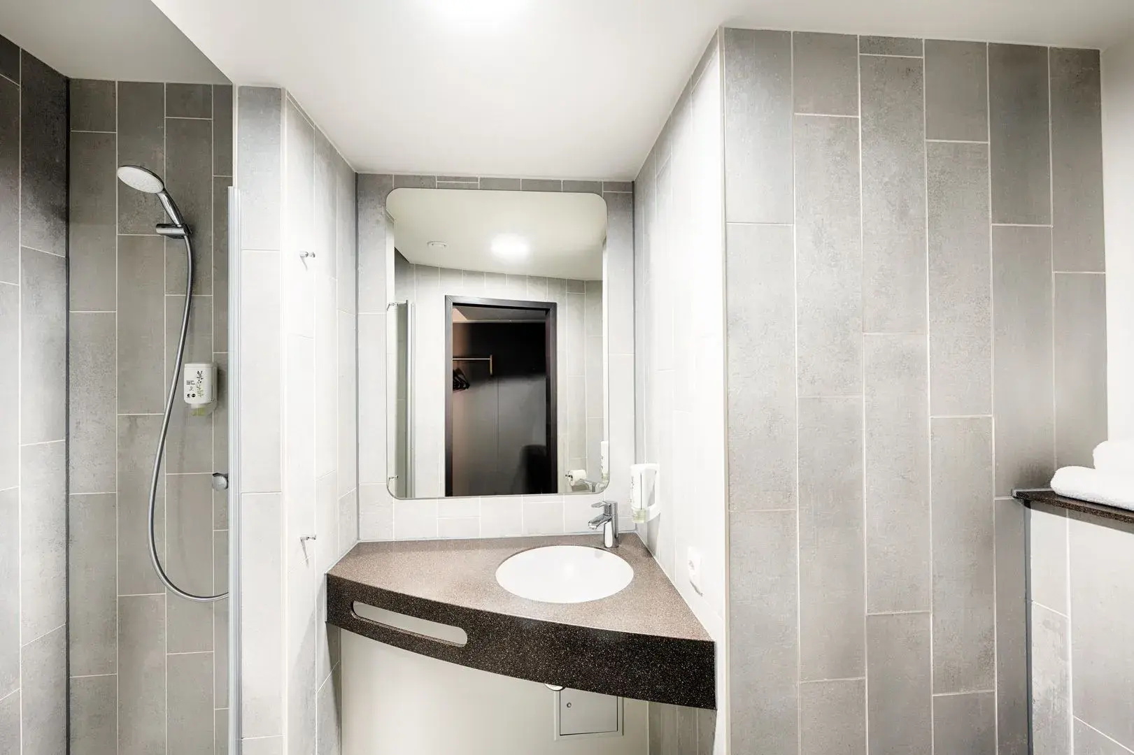 Foto - ibis Salzburg Nord