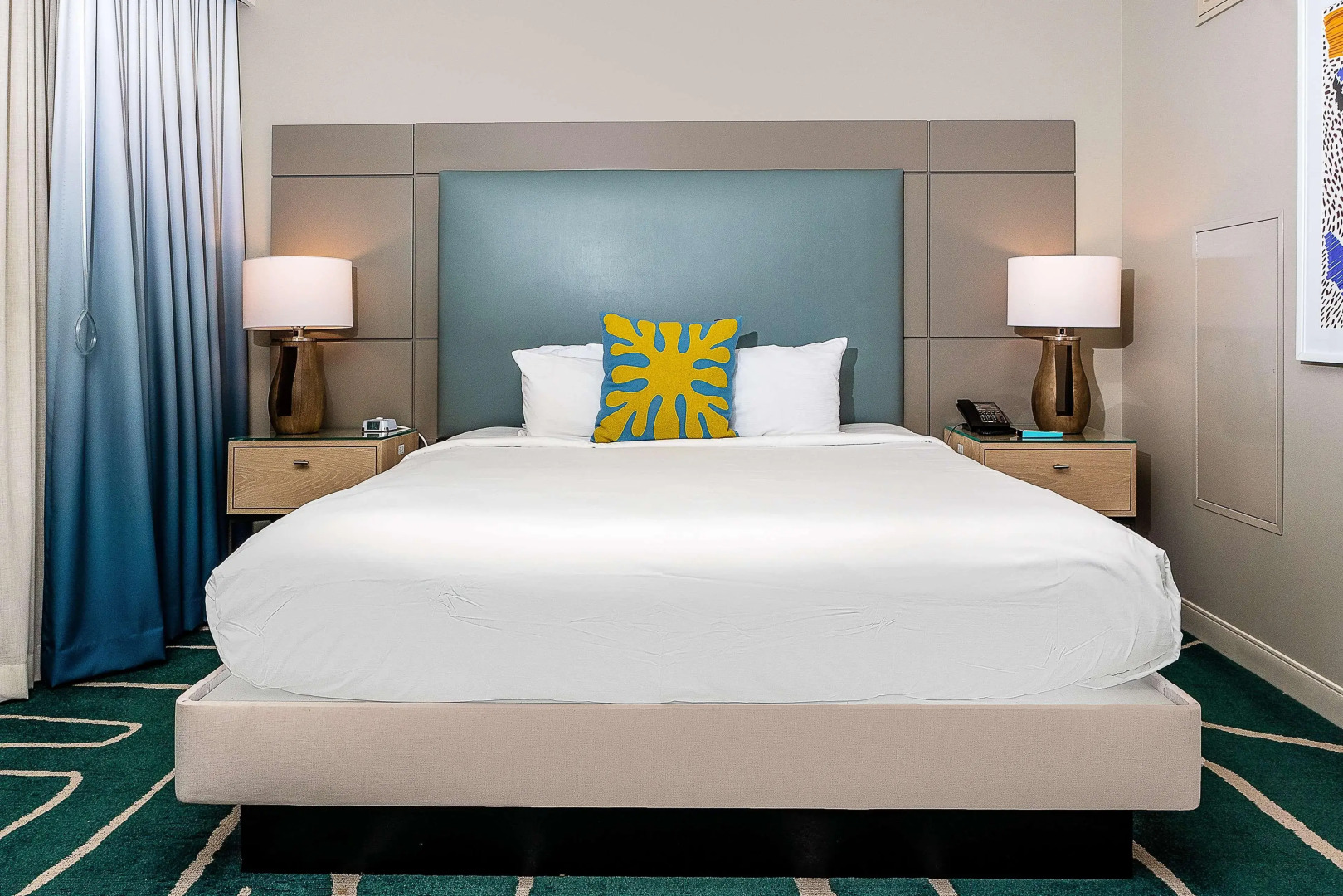 Photo - Embassy Suites by Hilton San Diego Bay Downtown