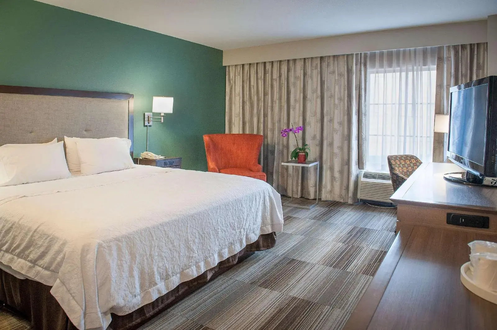 Photo - Hampton Inn & Suites New Orleans Convention Center