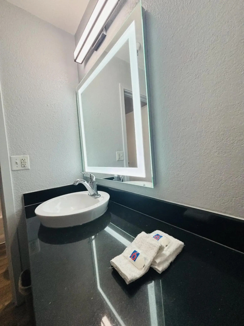 Foto - Motel 6-Santa Ana, CA