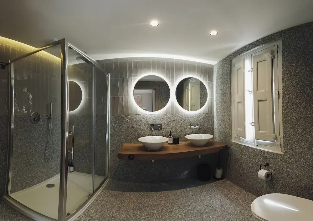Photo - Maria Rosa Suites