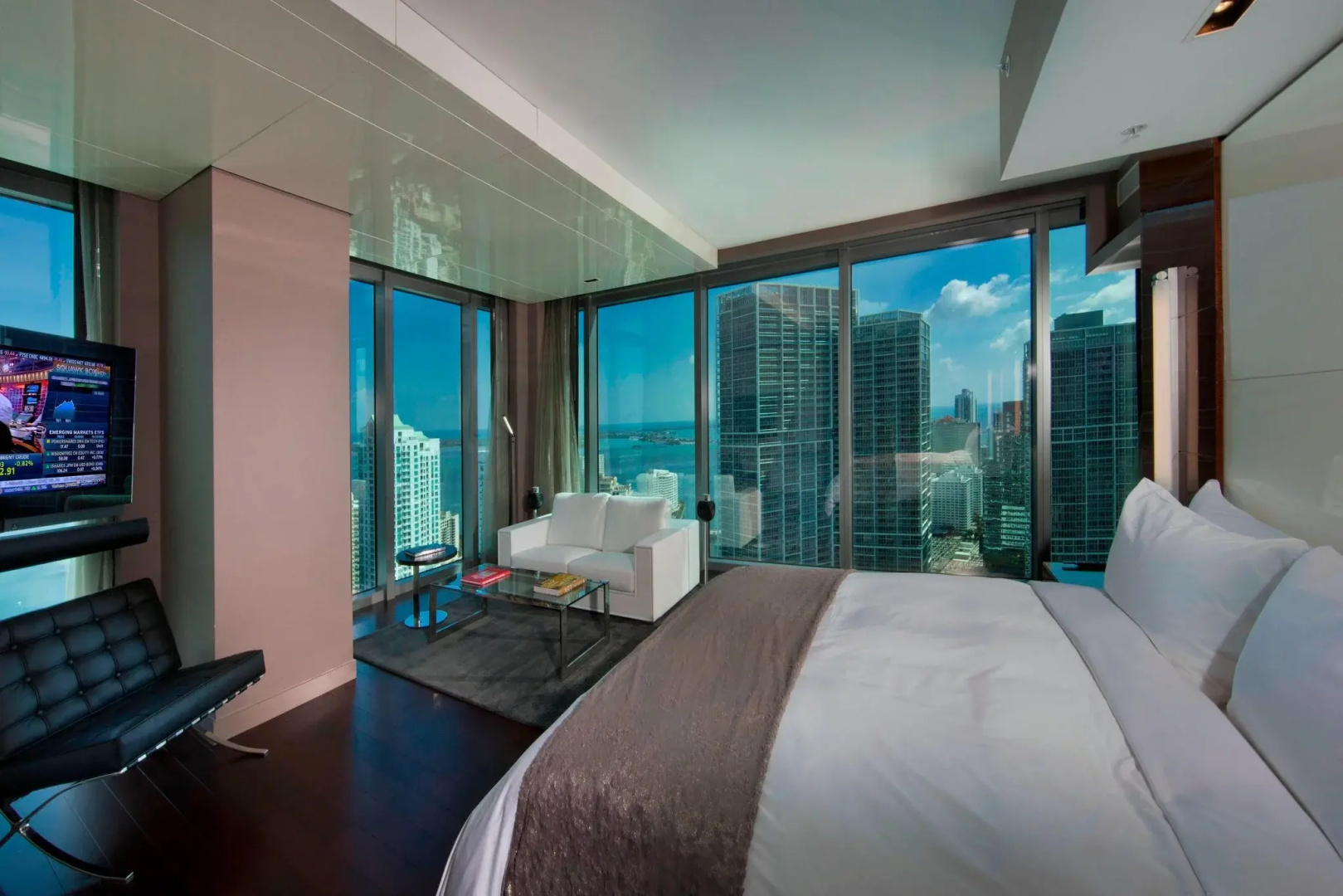 Photo - Hotel Beaux Arts, Autograph Collection