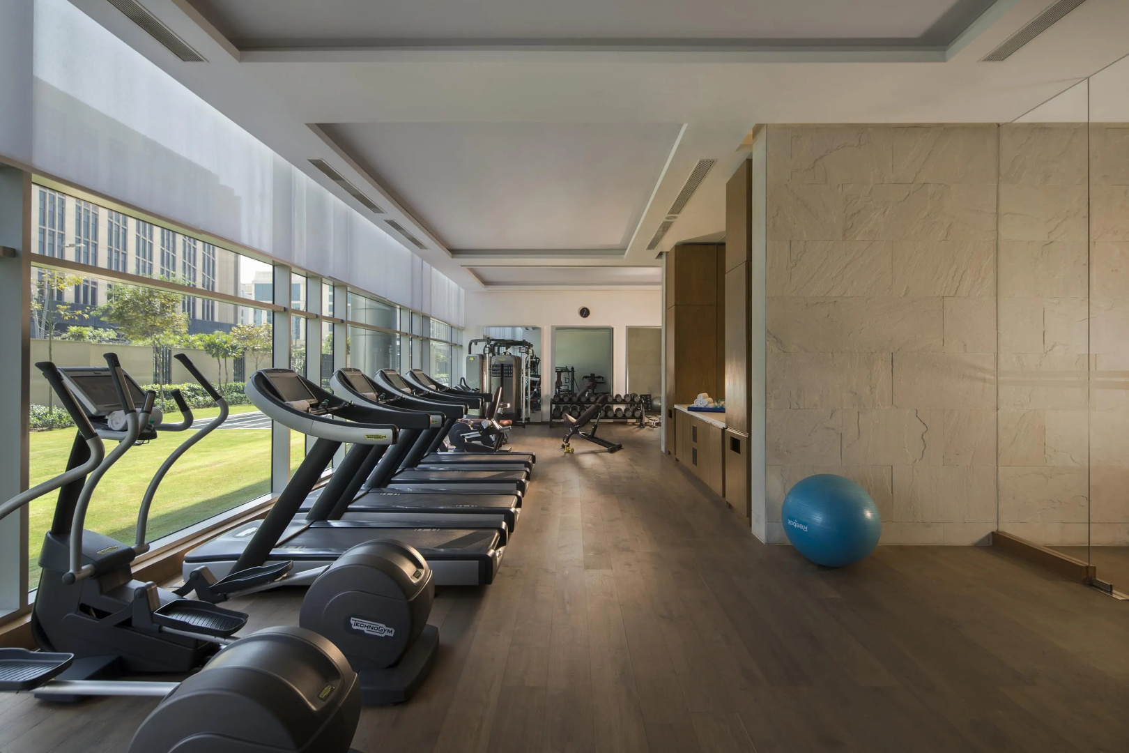 Photo - Andaz Delhi, by Hyatt
