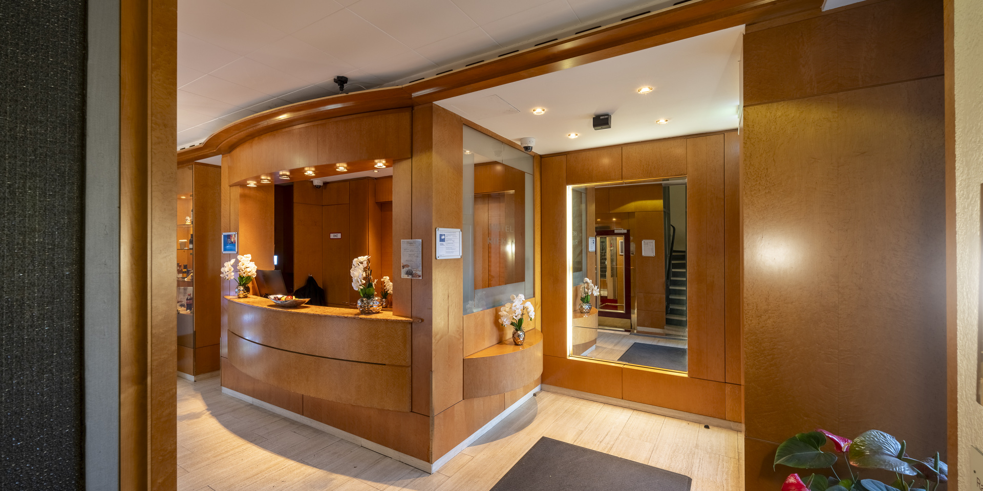 Photo - PLAZA INN Rieker Stuttgart Hauptbahnhof