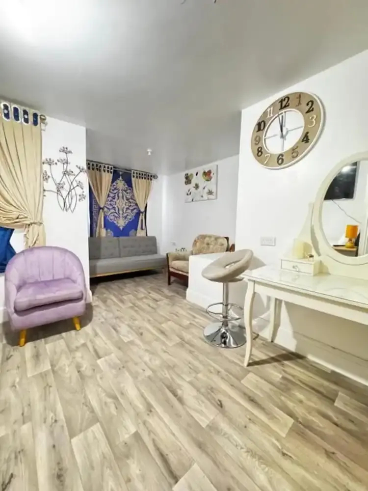 Foto - OYO Unique Guestroom - Farnworth, Easy Access to Bolton