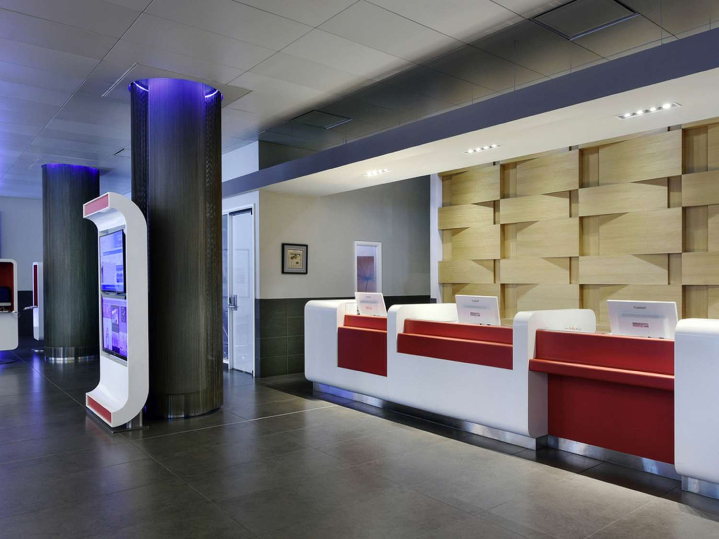 Photo - Novotel Ottawa City Centre