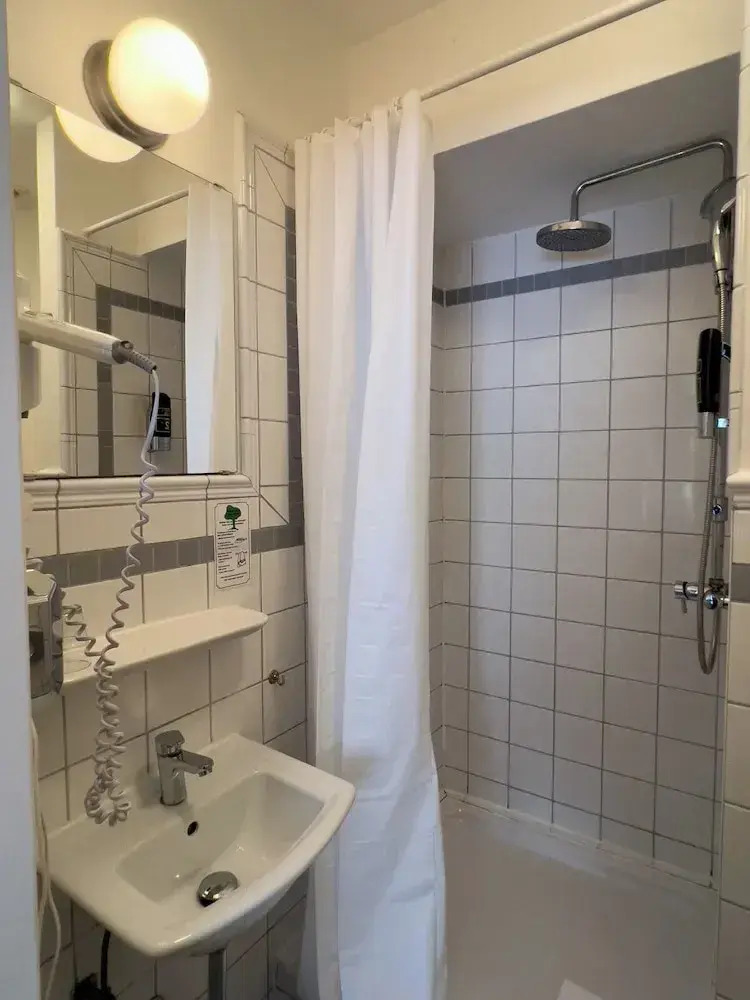 Foto - Hotel-Maison Am Olivaer Platz