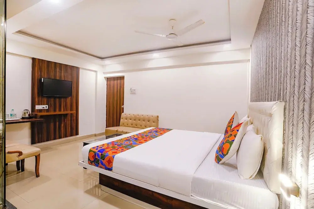 Photo - Fabhotel Arsh Executive Inn