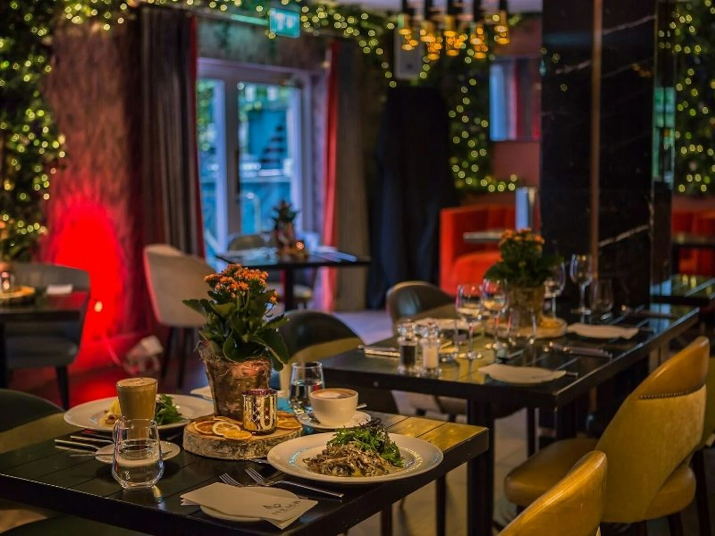 Photo - Iveagh Garden Hotel