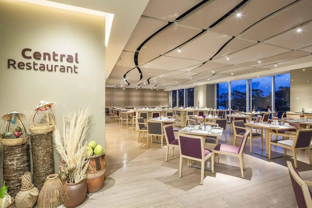 Photo - Liberty Central Saigon Riverside