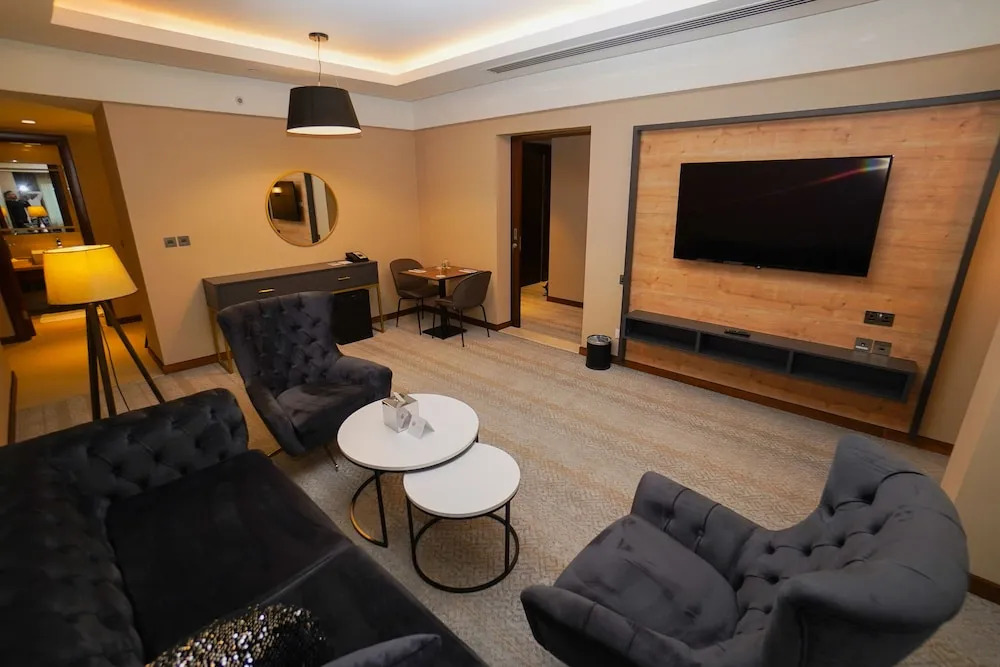 Foto - The Grand Lux Hotel