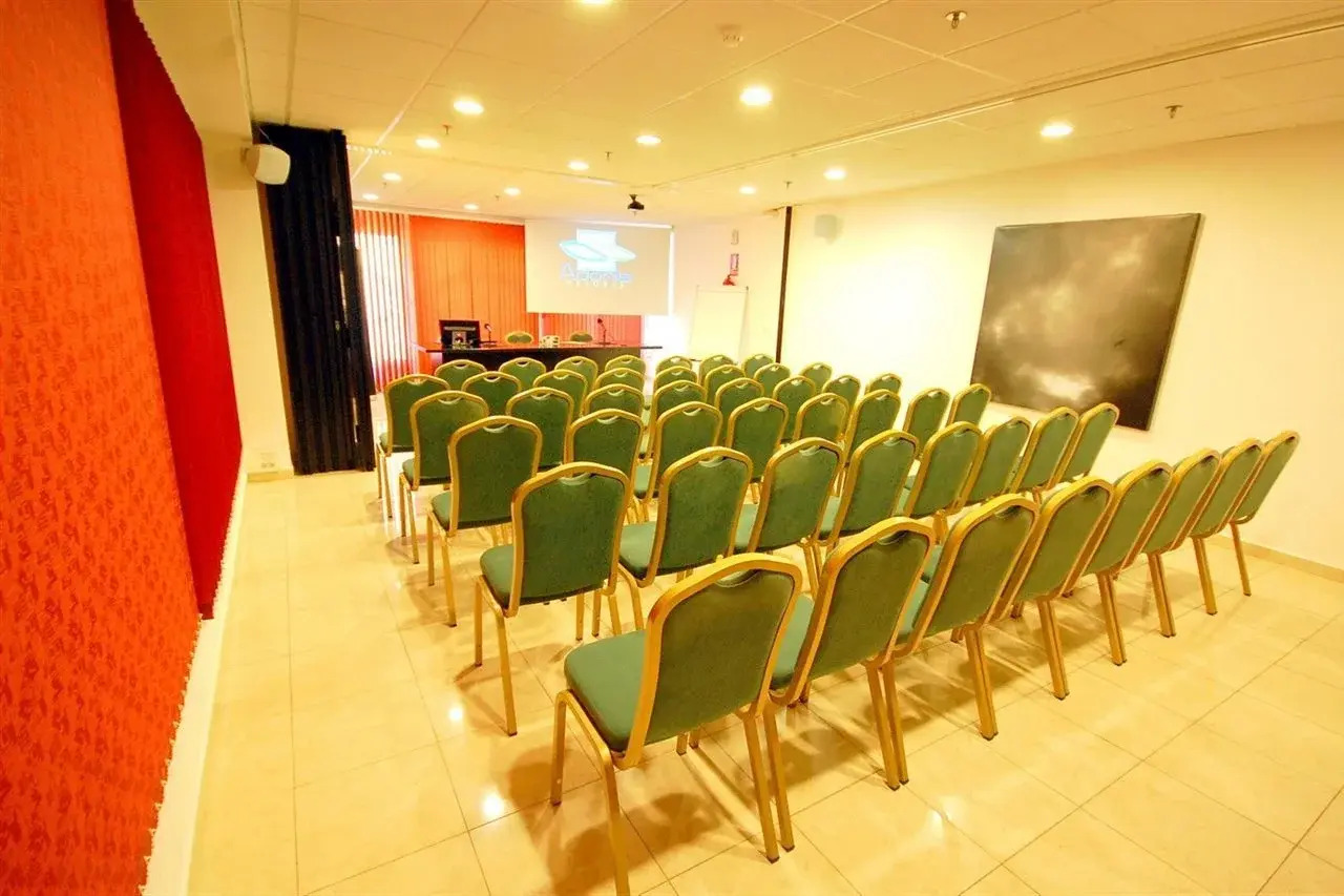 Photo - Hotel Adonis Plaza