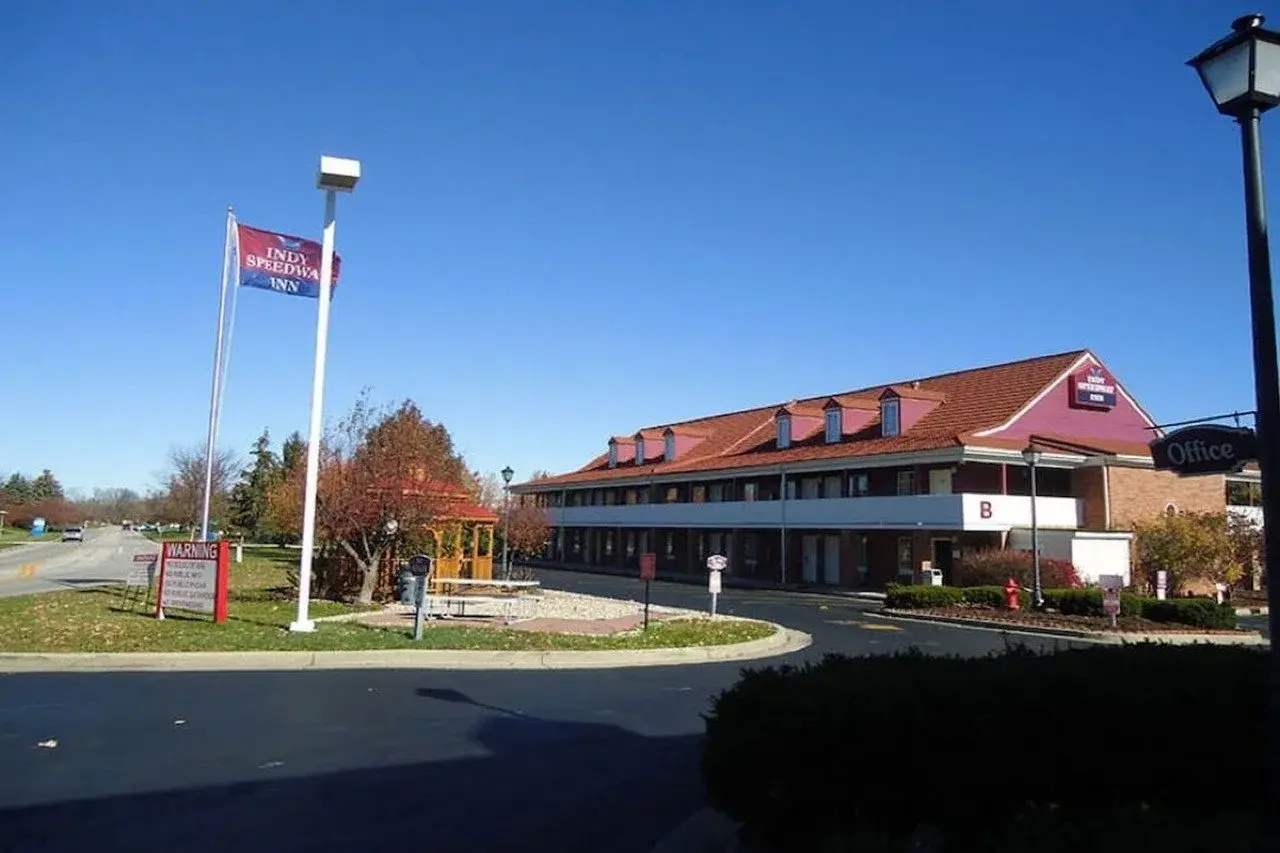 Photo - Indy Speedway Inn