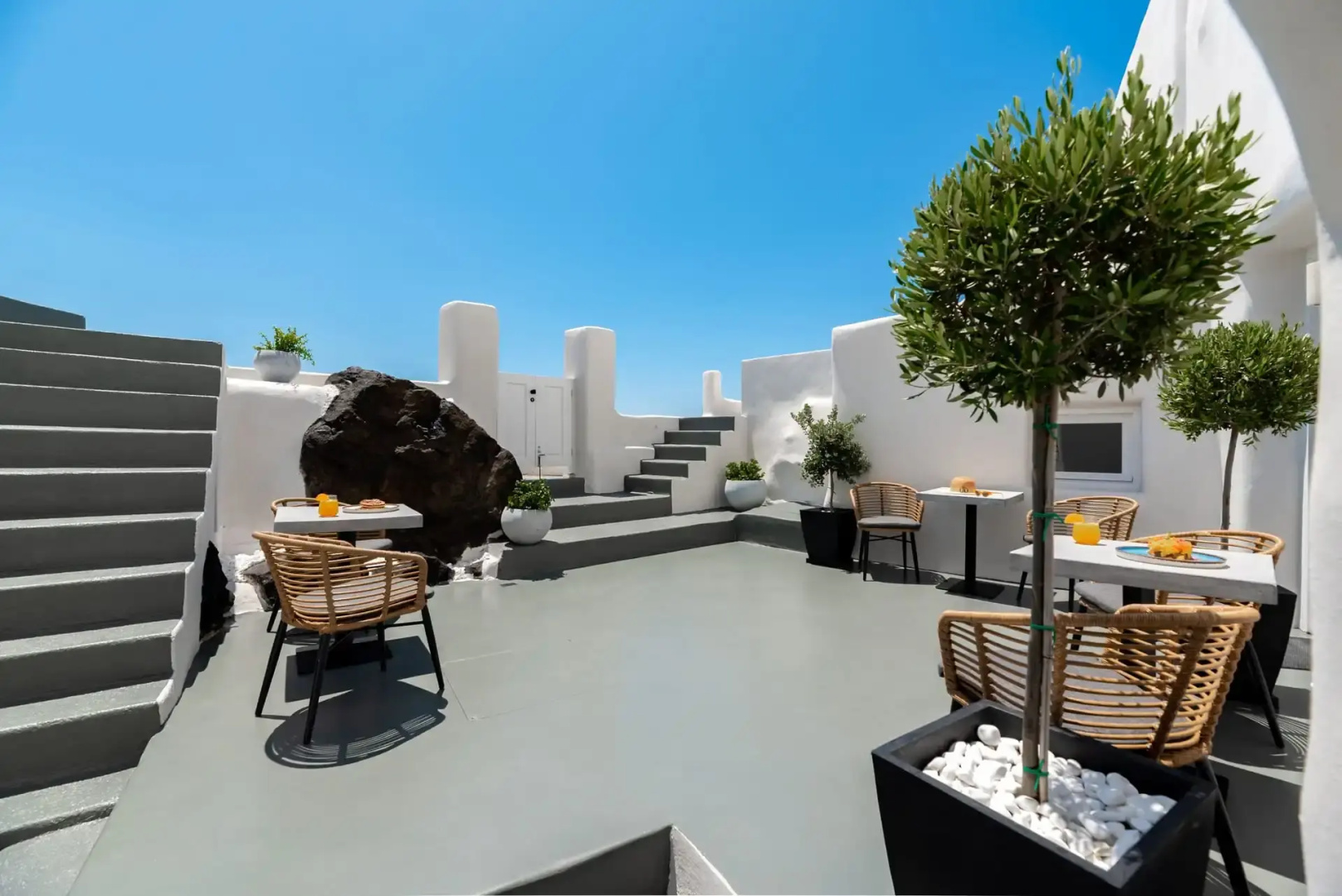 Photo - Twenty One Suites