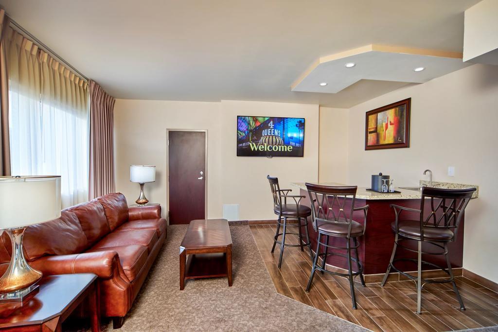 Photo - Four Queens Hotel and Casino