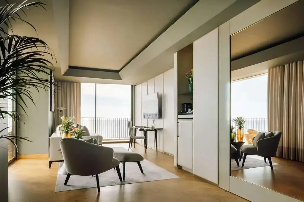 Photo - The Reserve - within Savoy Palace - The Leading Hotels of the World