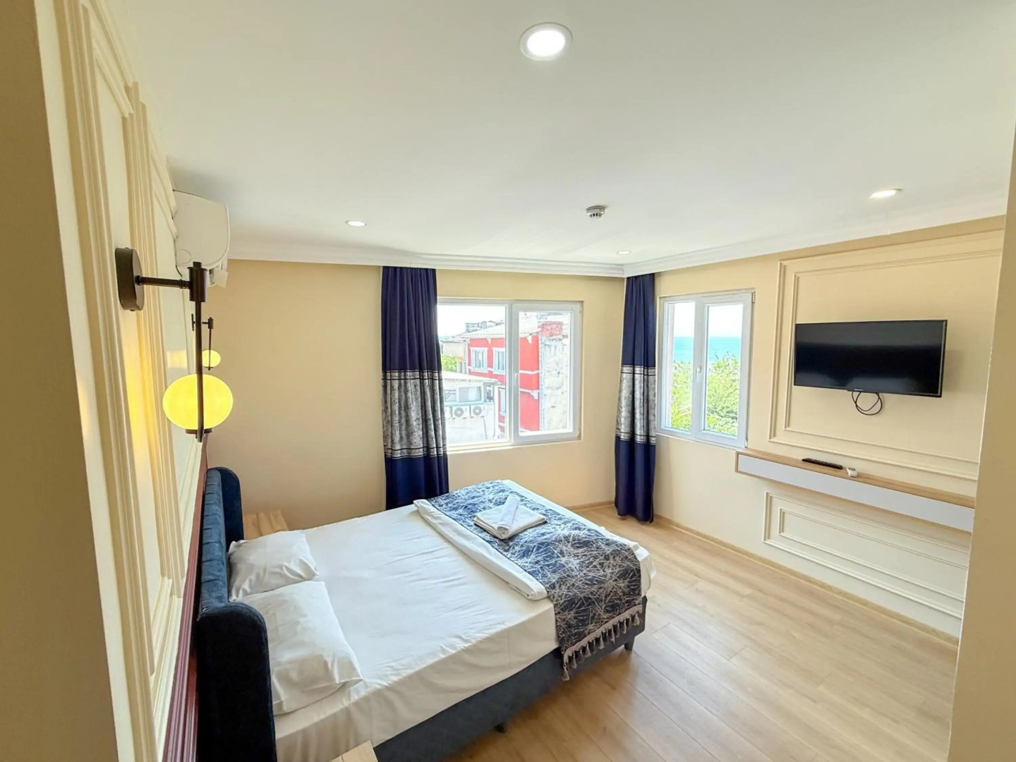 Foto - The Reina Hotel