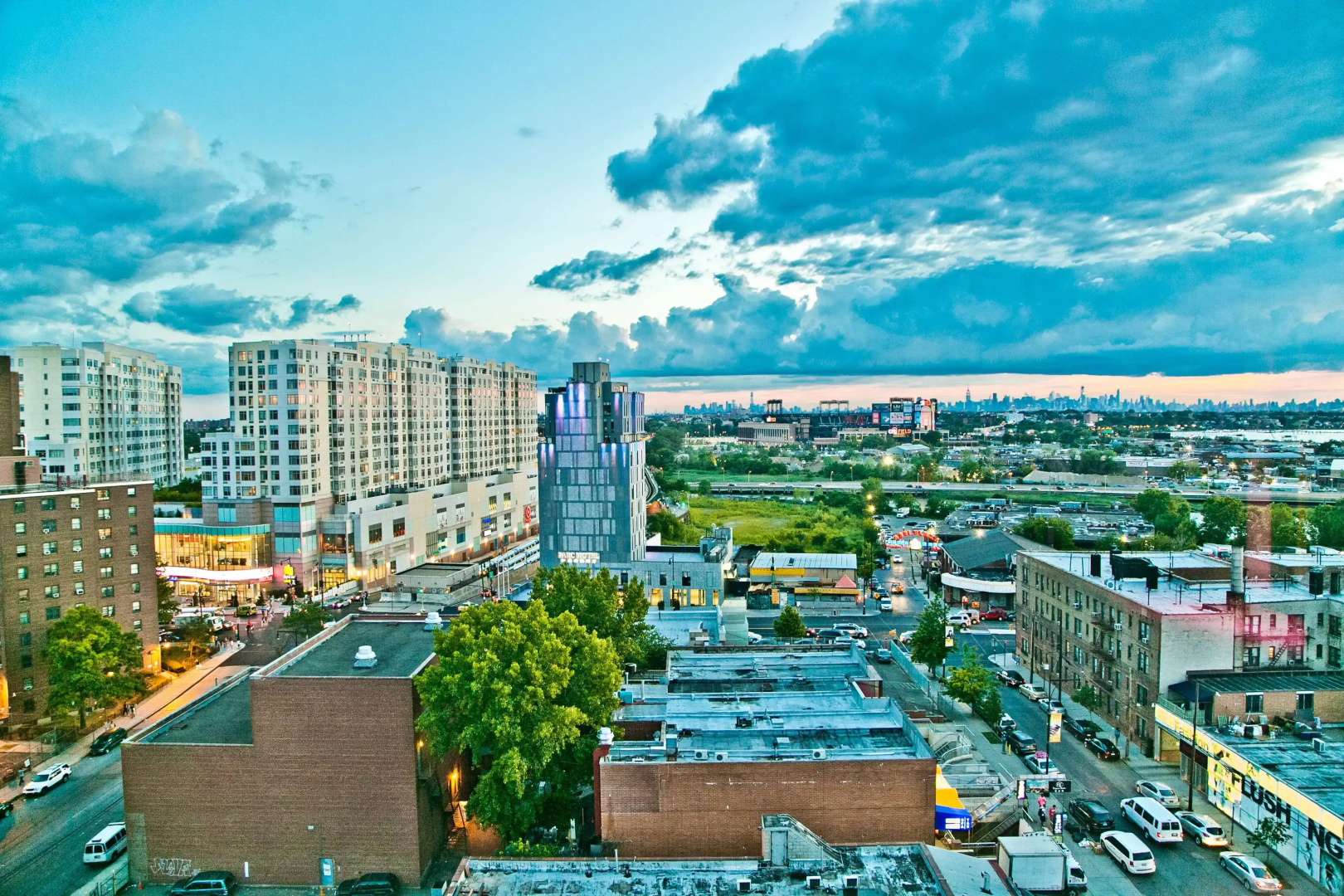 Photo - Flushing Central Hotel 88