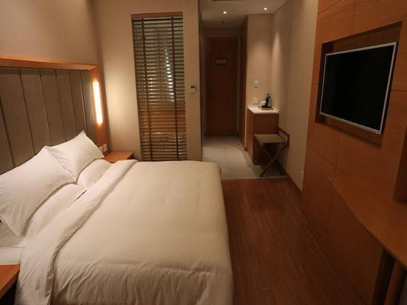 JI Hotel Lujiazui Babaiban