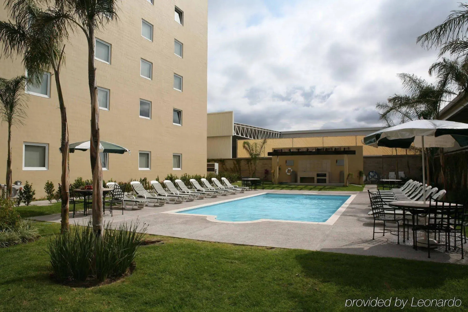 Photo - City Express Suites by Marriott Queretaro