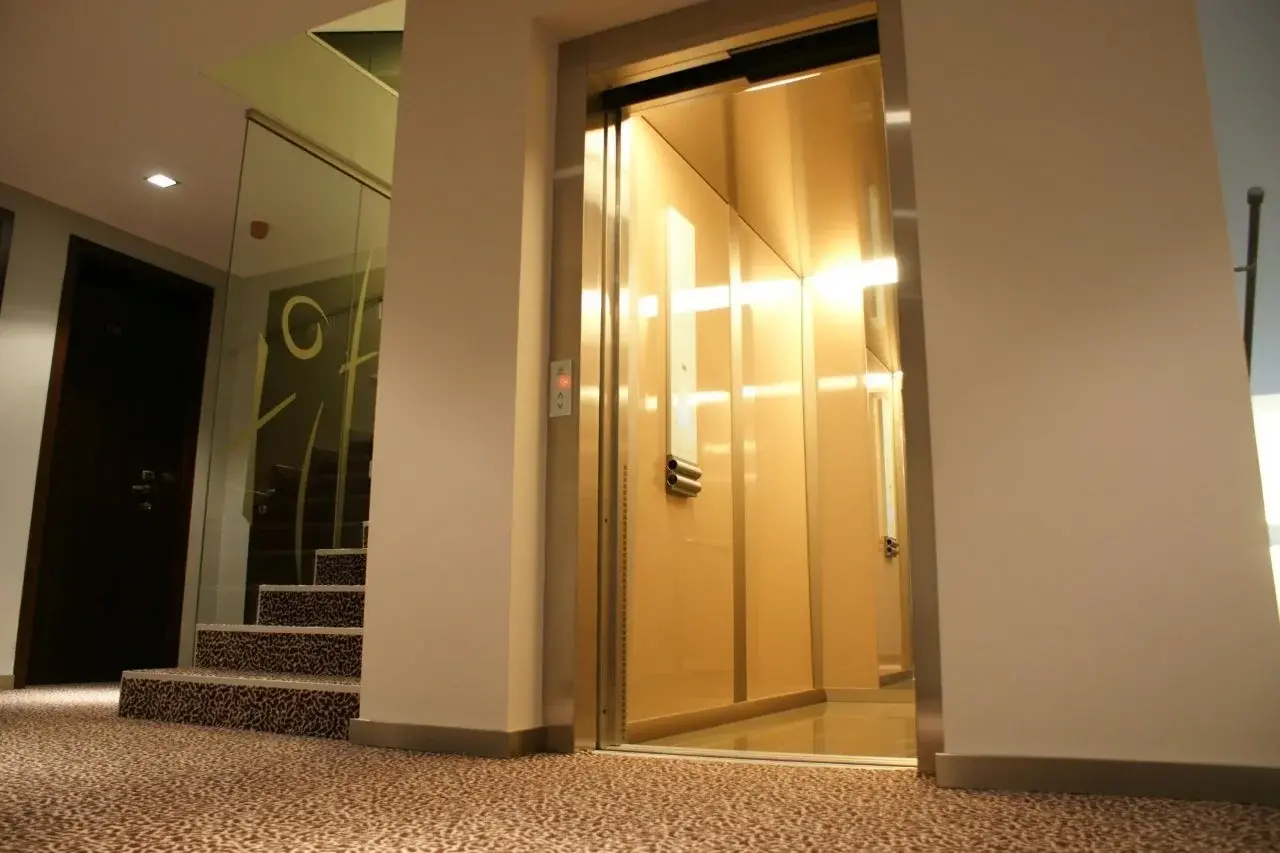 Foto - Hotel Avance