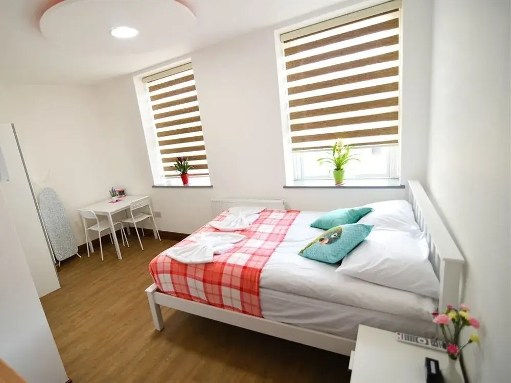 Photo - London Suites