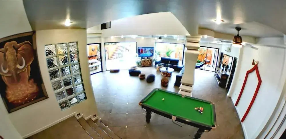 Foto - GOLDLAND Luxury Pool Villa Pattaya Walking Street 8 Bedrooms
