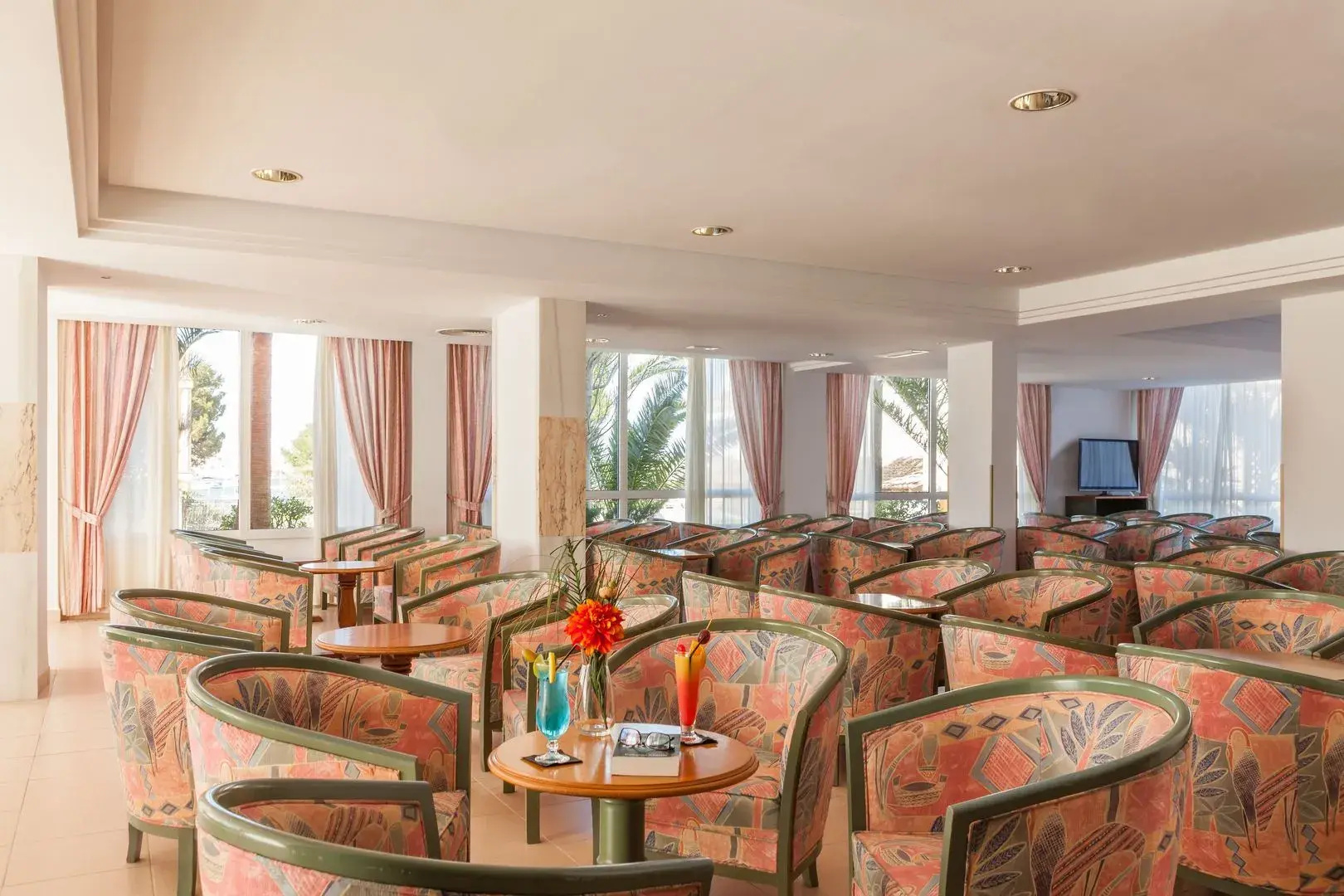 Photo - Hotel Vistamar (Adults Recommended)