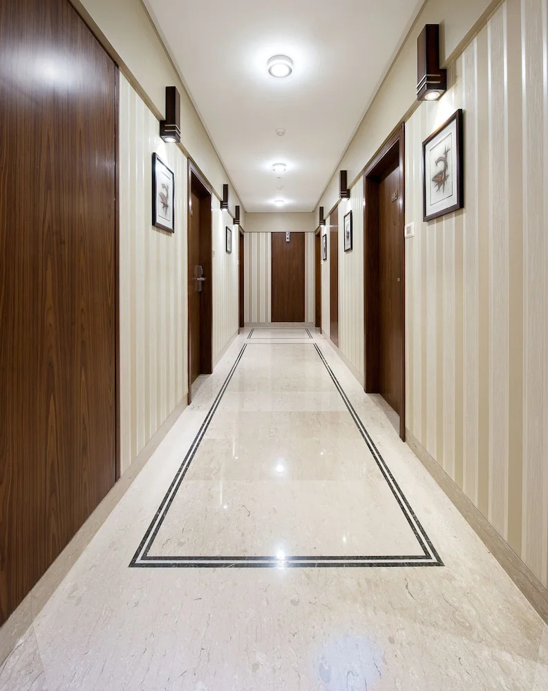 Photo - Grand Residency Hotel & Serviced Apartments