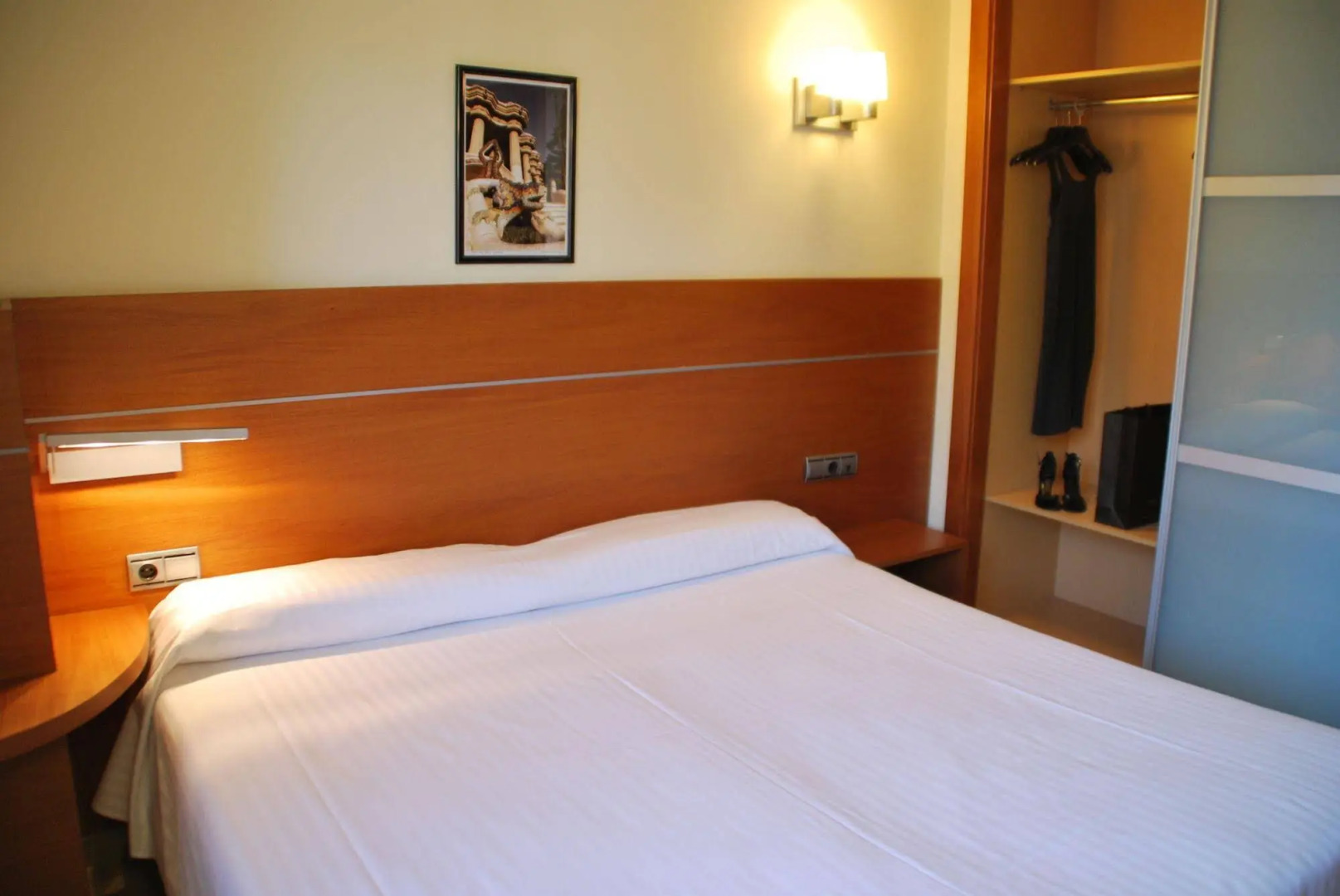 Photo - Apartaments Aragó565