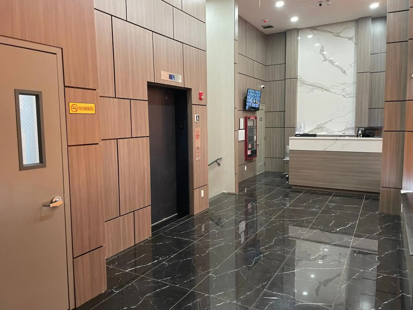 Photo - King Hotel Brooklyn Sunset Park