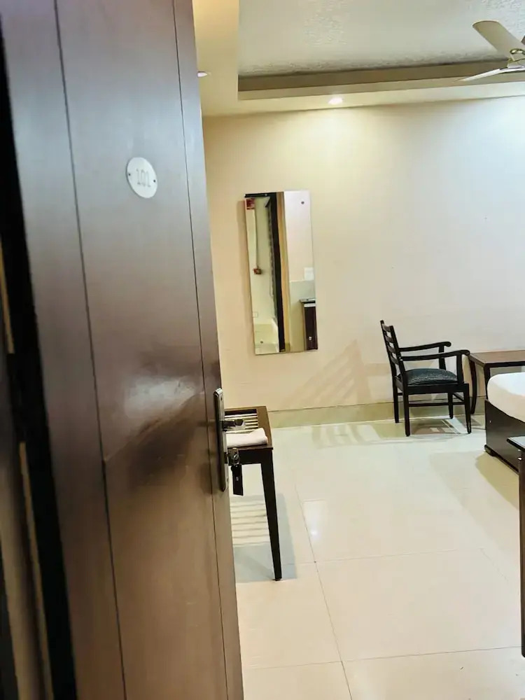 Foto - Hotel HC Grand near Indraprastha Apollo Hospital