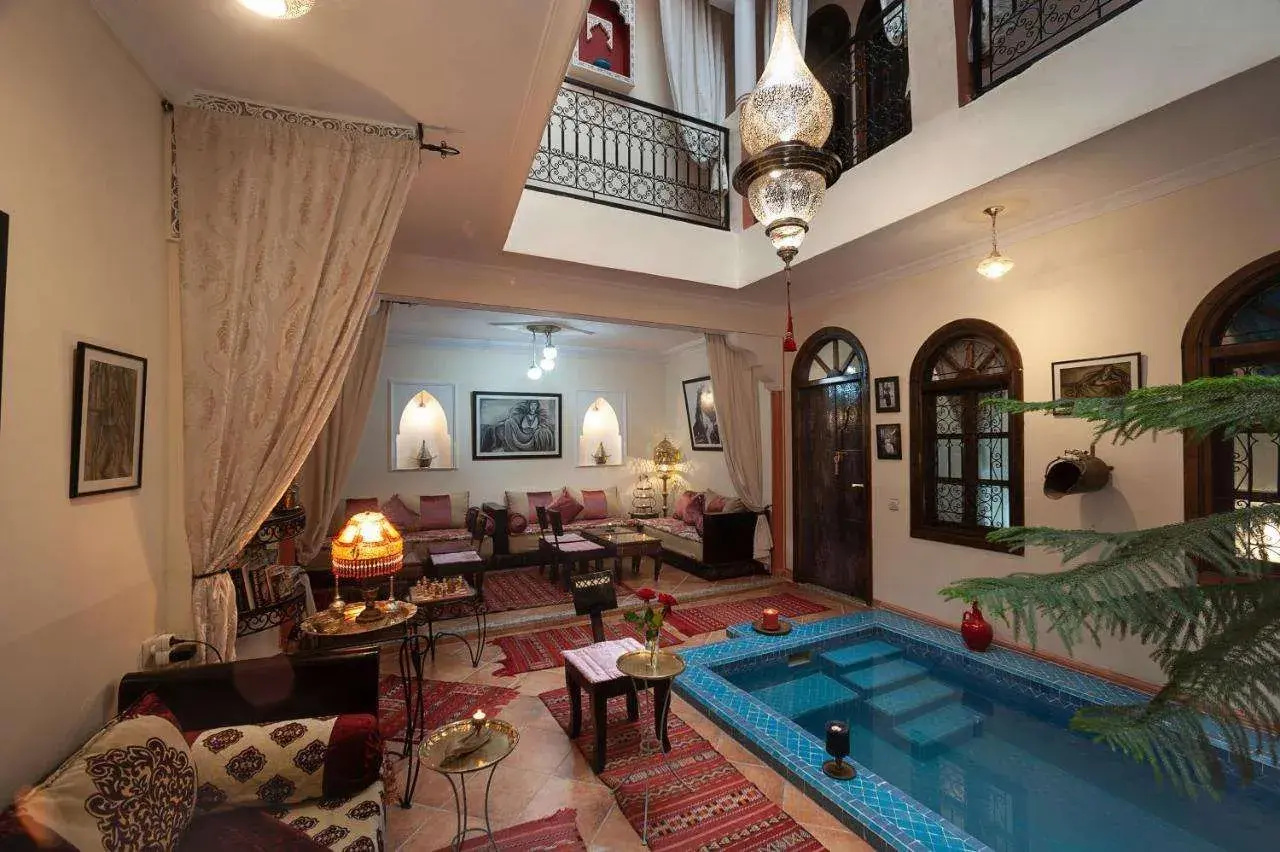 Foto - Riad De La Semaine