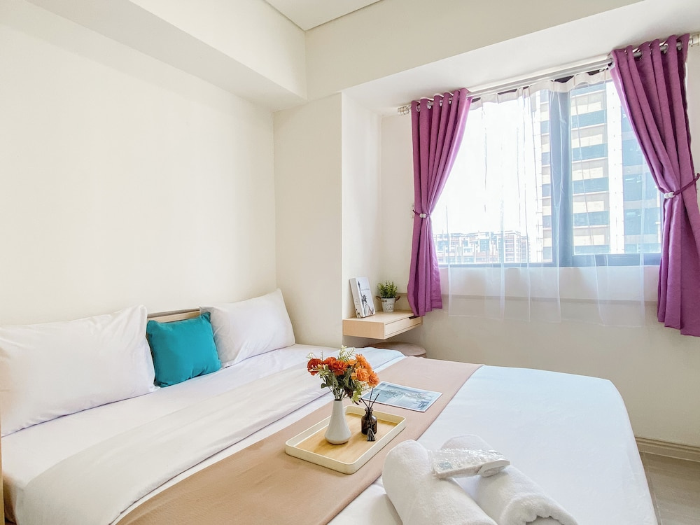 Convenient and Tidy 2BR at Meikarta Apartment