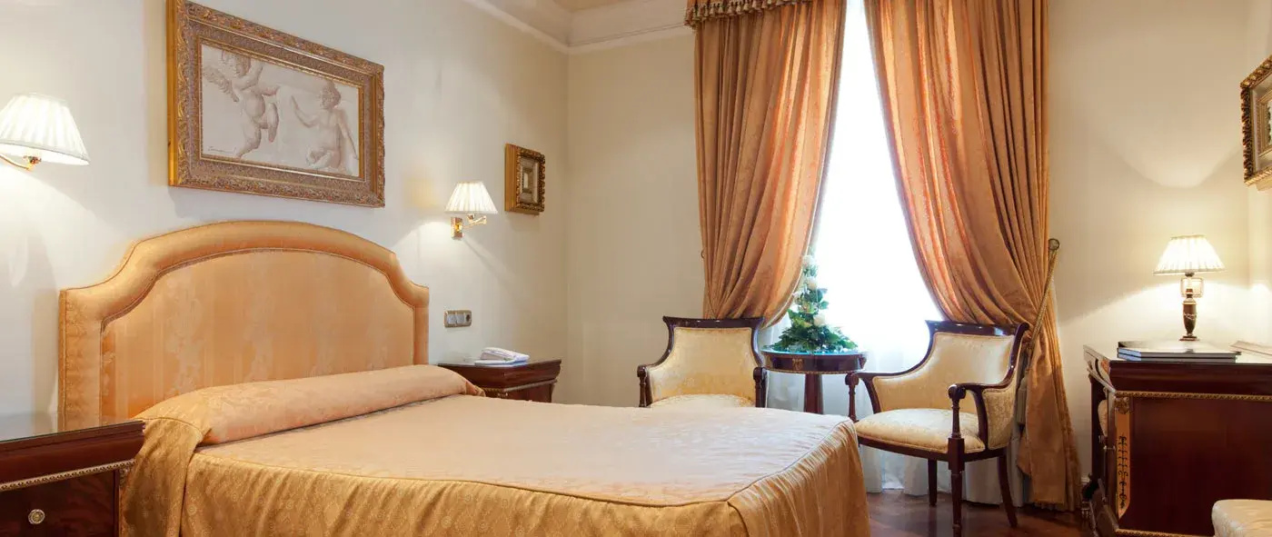 Photo - Alameda Palace