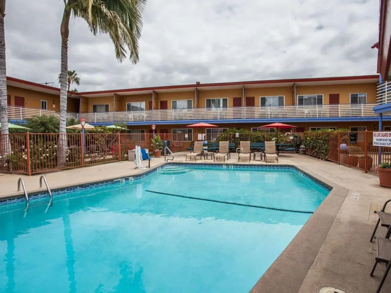 Photo - Quality Inn & Suites Anaheim at the Park
