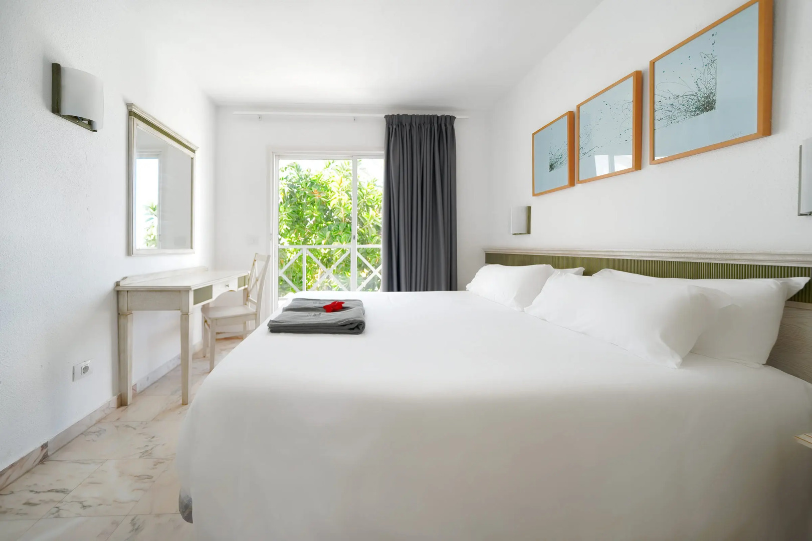 Photo - Vista Bonita - Gay and Lesbian Only Resort