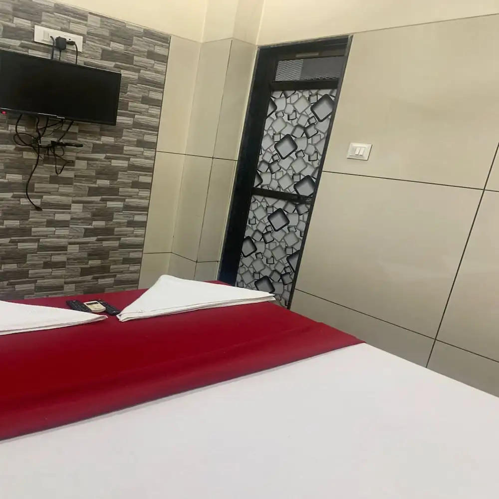 Photo - Hotel Royal Residency - Chembur