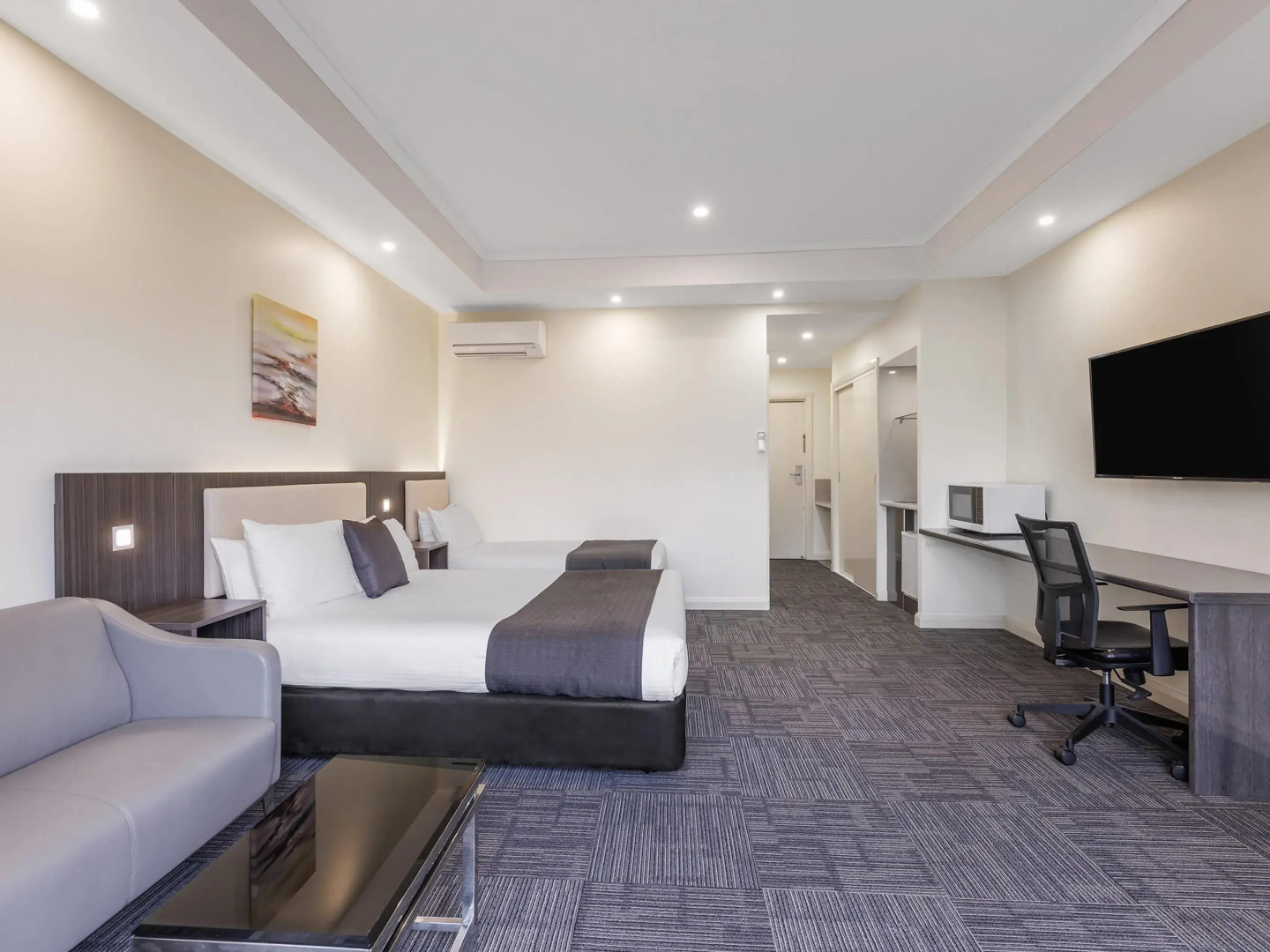 Photo - Quality Hotel Melbourne Airport