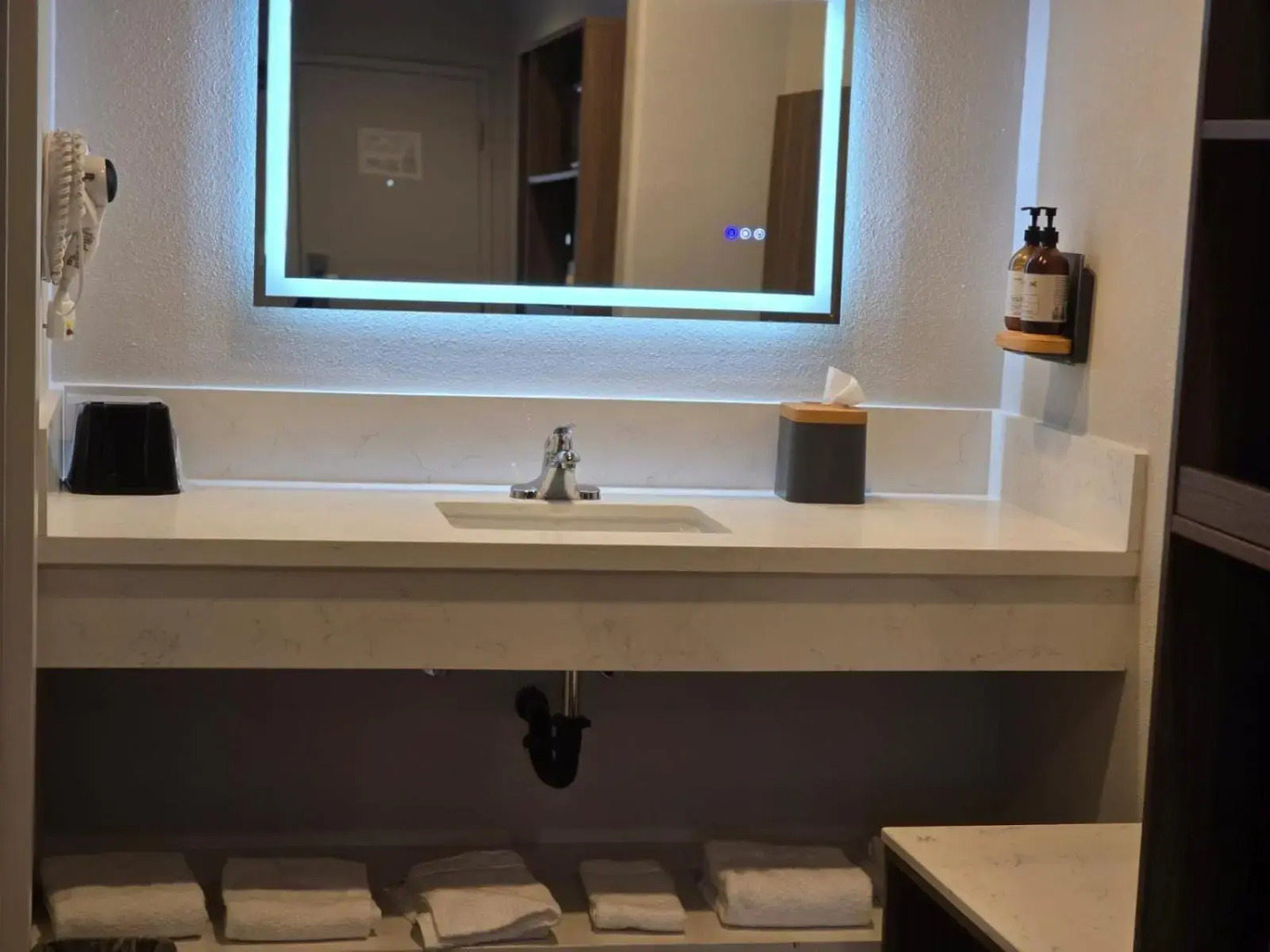 Photo - Hyland Inn near Legoland