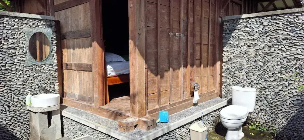 Photo - Uma Nirmala Aling-Aling