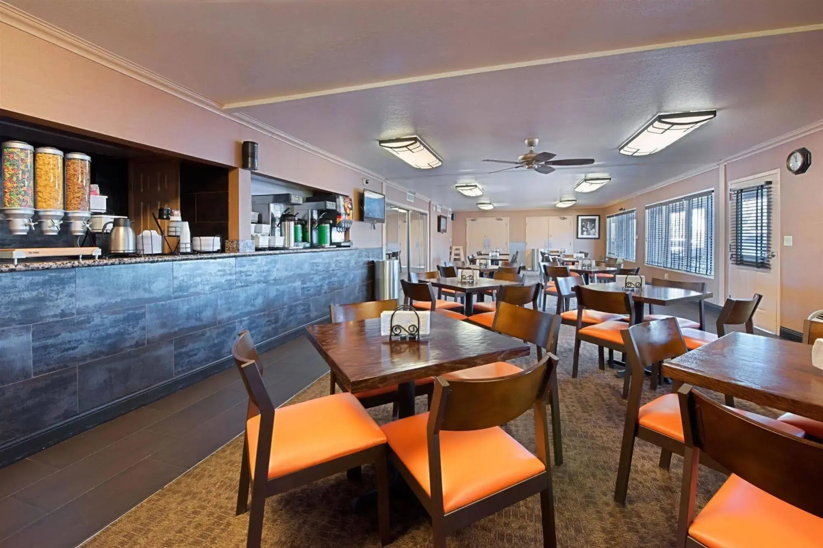 Foto - SureStay InnSuites Phoenix Hotel & Suites by Best Western