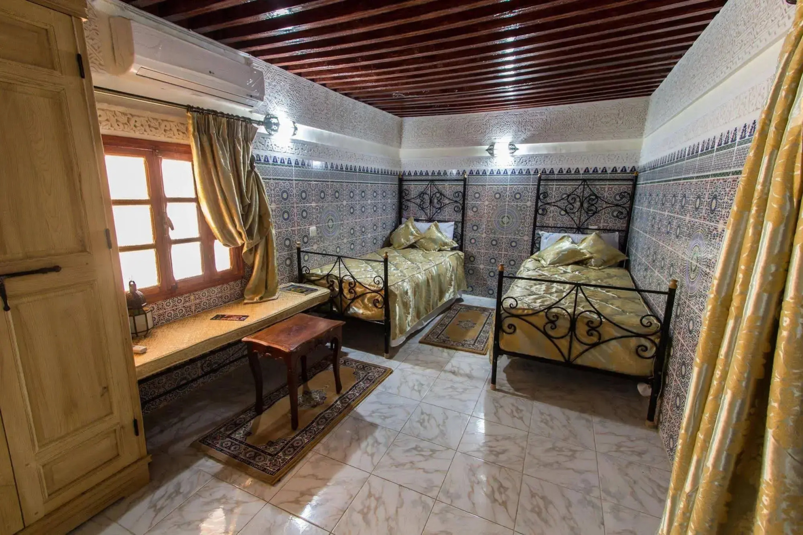 Foto - Riad Taryana