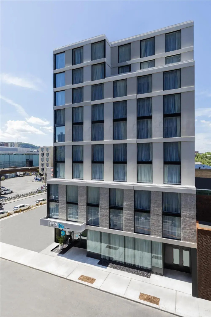 Photo - Tru by Hilton Montreal centre-ville
