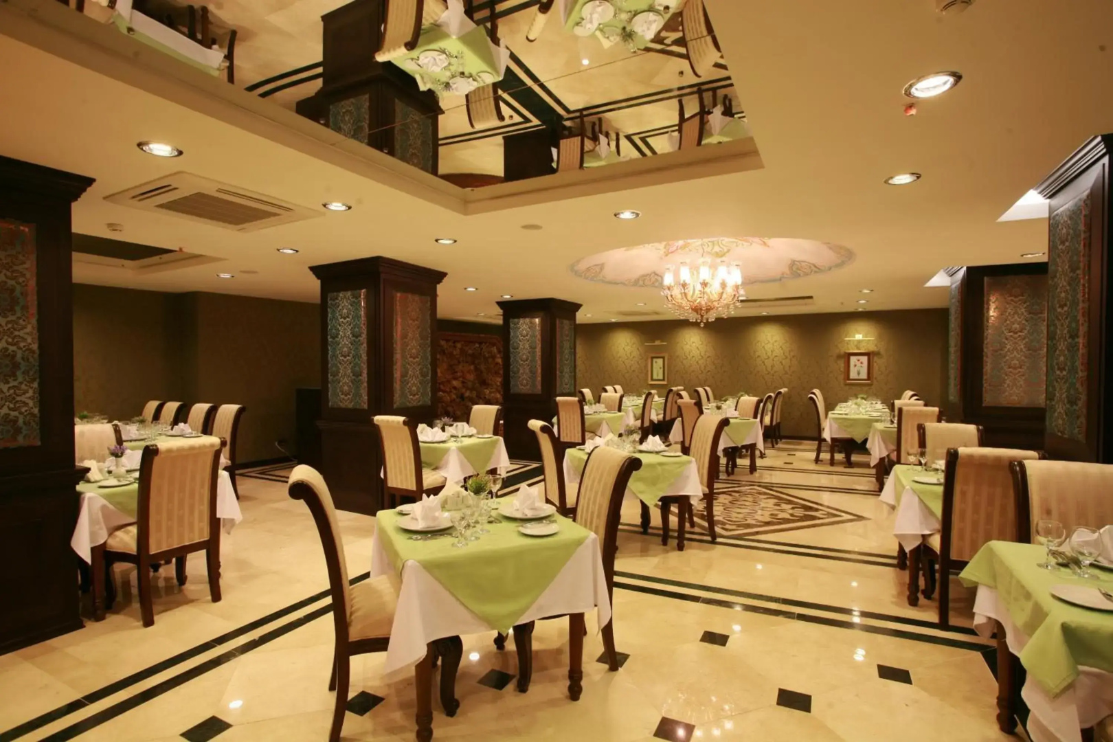 Foto - Maywood Hotel